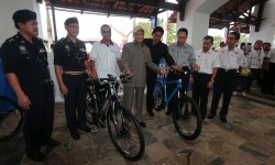 Yayasan Sime Darby gives away 45 bikes in Langkawi Yayasan Sime Darby gives away 45 bikes in Langkawi
