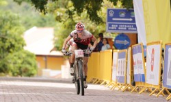 LIMBC 2012-2013 Women’s Open Winner Lea Davison Shares Her Precious Time Answering Our Questions LIMBC 2012-2013 Women’s Open Winner Lea Davison Shares Her Precious Time Answering Our Questions